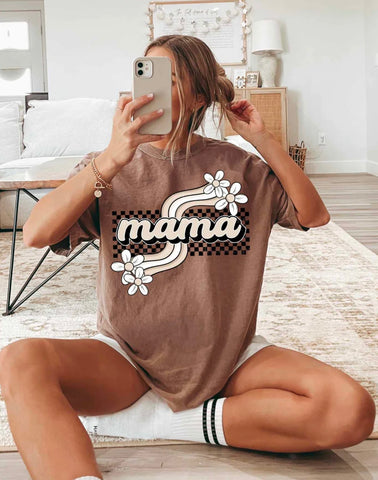 {Mama Retro-Espresso} Graphic Tee